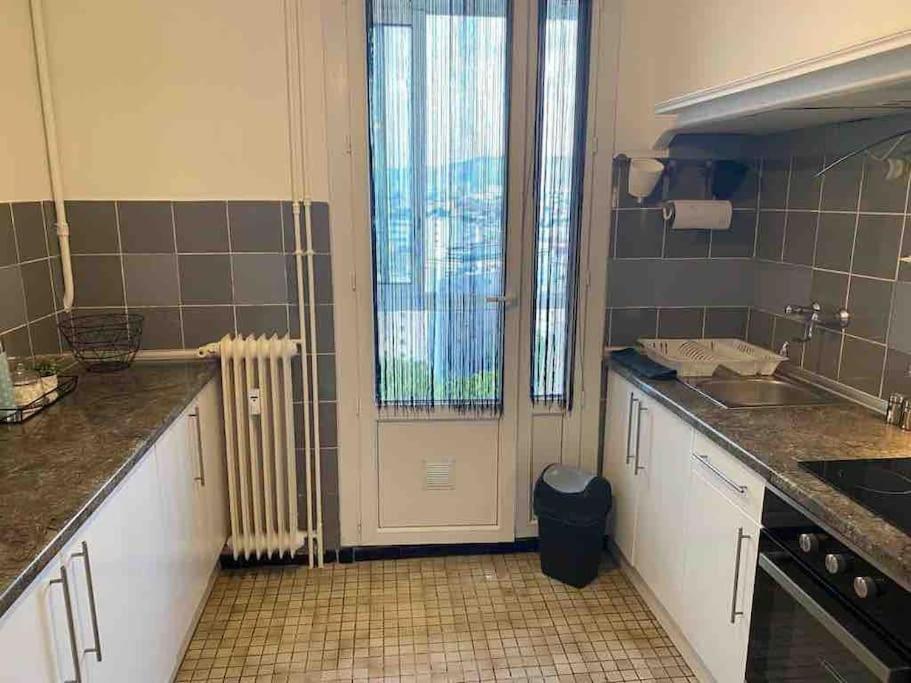 Appartement T4 A Deux Pas De La Gare St Charles マルセイユ エクステリア 写真