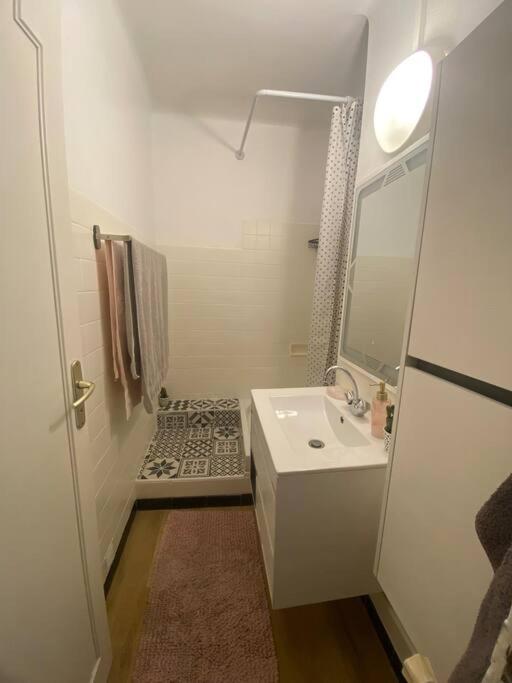 Appartement T4 A Deux Pas De La Gare St Charles マルセイユ エクステリア 写真