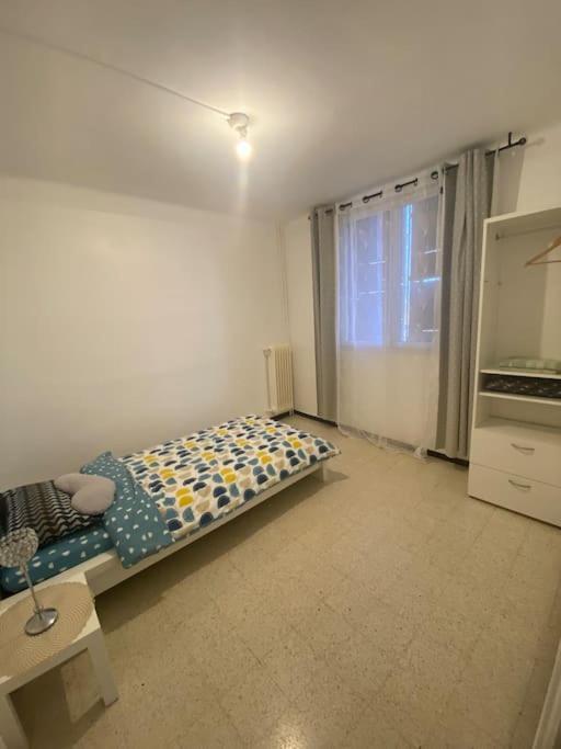 Appartement T4 A Deux Pas De La Gare St Charles マルセイユ エクステリア 写真