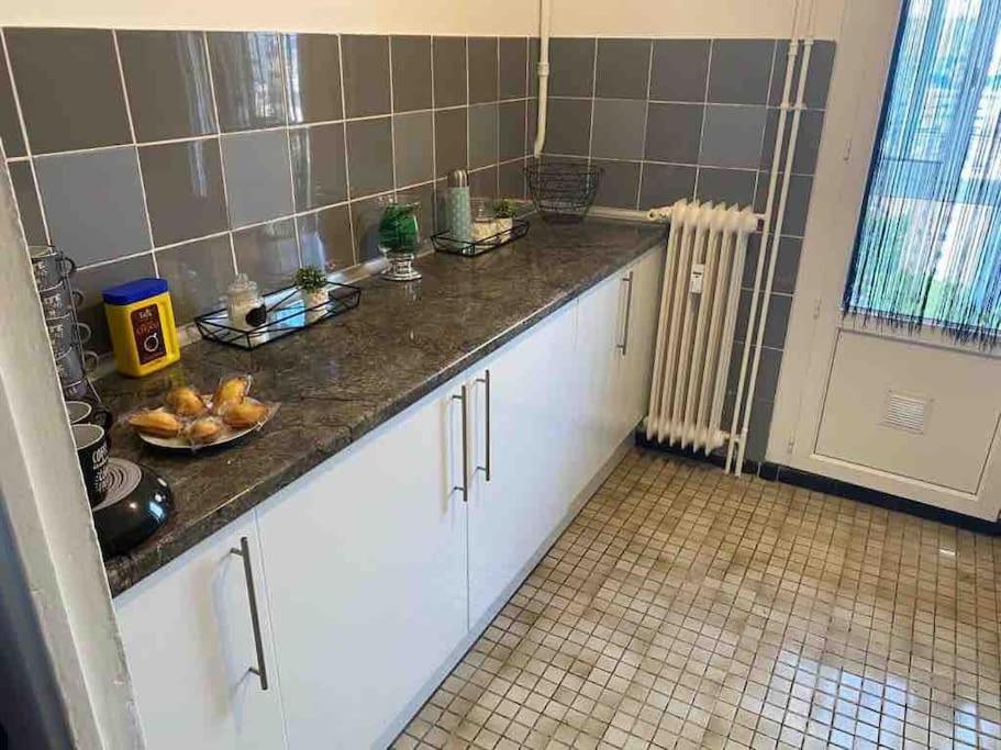 Appartement T4 A Deux Pas De La Gare St Charles マルセイユ エクステリア 写真