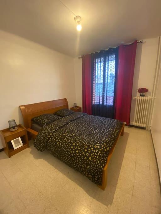 Appartement T4 A Deux Pas De La Gare St Charles マルセイユ エクステリア 写真
